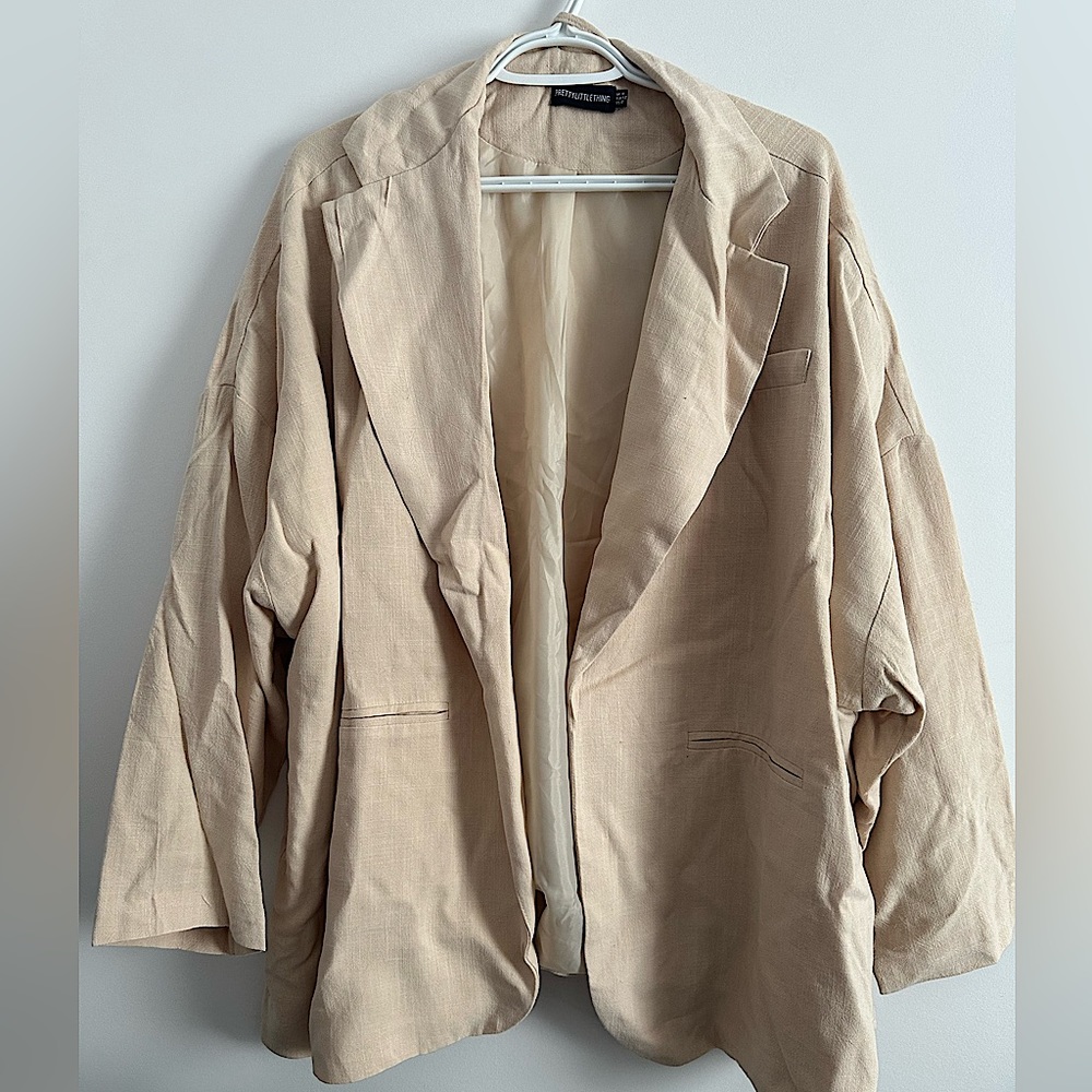 Beige loose jacket with small texture, PRETTY LITTLE THING